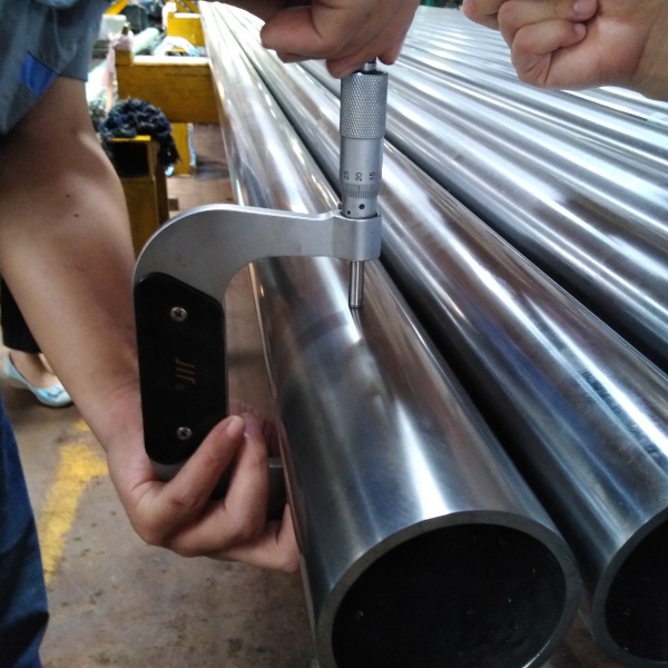 steel pipe factory hydraulic cylinder tube material, honing tube material, cylinder barrels materials